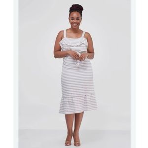 NWT Banana Republic Striped Flounce Dress in White / Black Stripes size 4 Belted